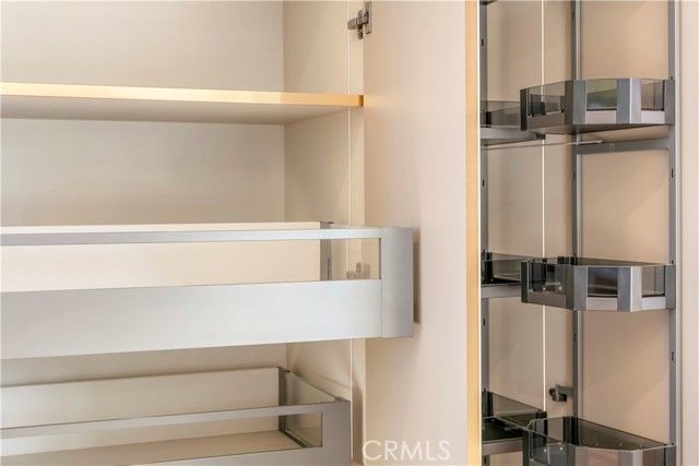 853 Oak, Costa Mesa, CA 92627