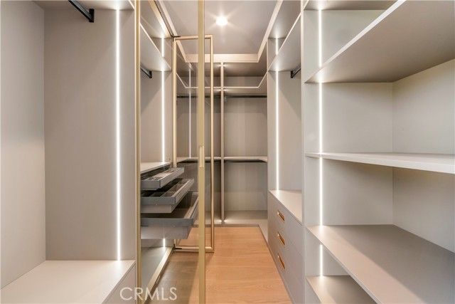 853 Oak, Costa Mesa, CA 92627