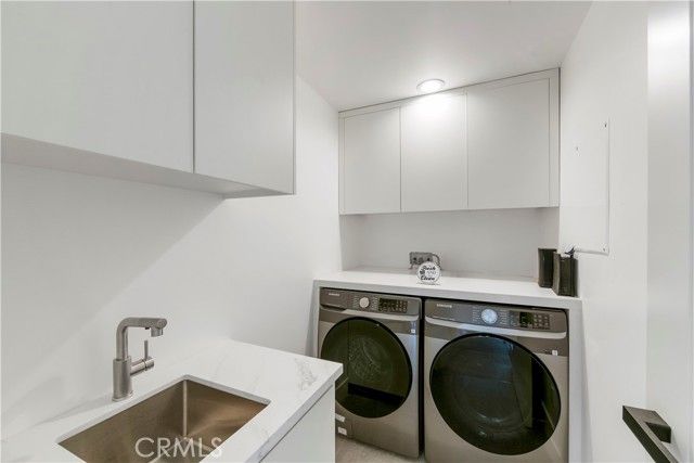 853 Oak, Costa Mesa, CA 92627