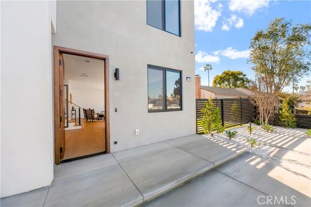 853 Oak, Costa Mesa, CA 92627