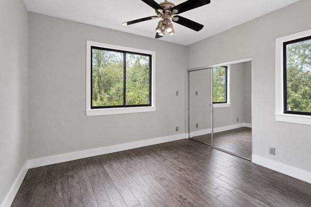 1931 Enterprise Avenue, League City, TX 77573