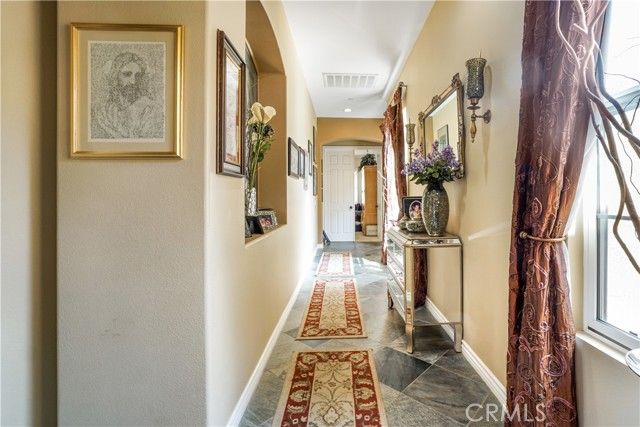 889 Highridge Street, Riverside, CA 92506