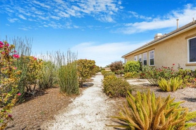 889 Highridge Street, Riverside, CA 92506