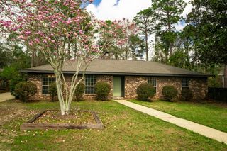 12 Delond Pl, Hattiesburg, MS 39402