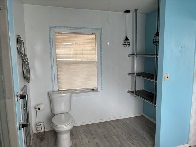 104 Draper Street, Columbus, TX 78934