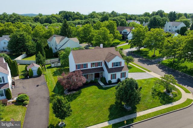 7 CLAREMONT DR, Doylestown, PA 18901