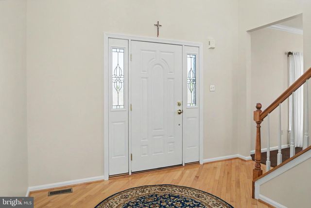 7 CLAREMONT DR, Doylestown, PA 18901
