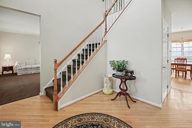 7 CLAREMONT DR, Doylestown, PA 18901