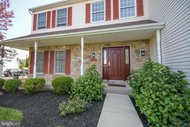 7 CLAREMONT DR, Doylestown, PA 18901
