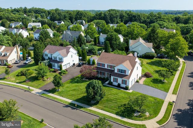 7 CLAREMONT DR, Doylestown, PA 18901