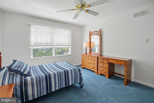 7 CLAREMONT DR, Doylestown, PA 18901