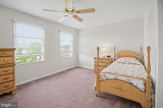 7 CLAREMONT DR, Doylestown, PA 18901