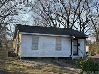 812 Eagle St, Lonoke, AR 72086