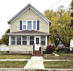 621 N Palm Street, Janesville, WI 53548