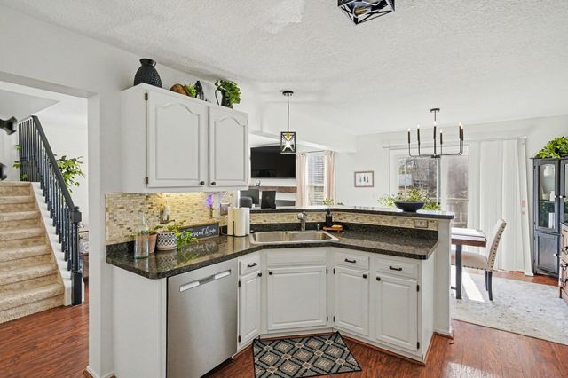 4404 Willow View Court, Genoa Twp, MI 48843