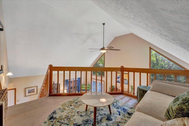 301 Eastview Drive, Madison Heights, VA 24572
