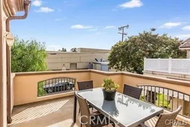 2113 Mathews A, Redondo Beach, CA 90278