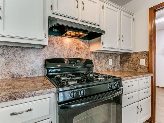 524 Firelane Road, Edmond, OK 73003
