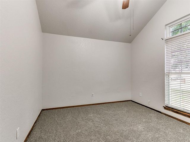 524 Firelane Road, Edmond, OK 73003