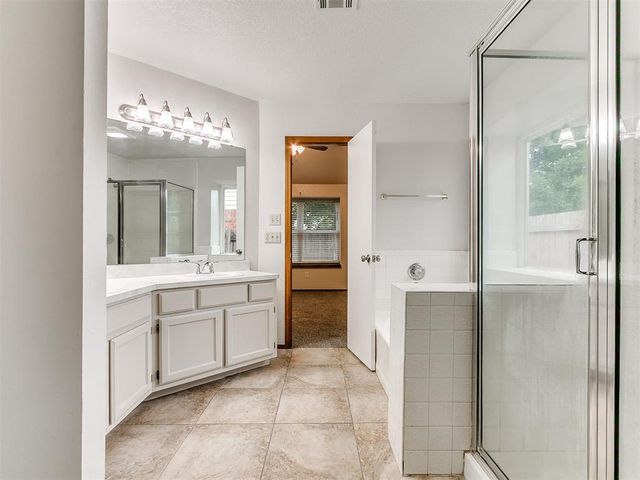 524 Firelane Road, Edmond, OK 73003