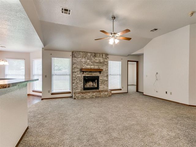 524 Firelane Road, Edmond, OK 73003