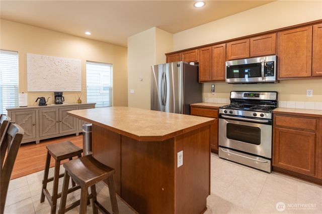 4959 Balustrade Boulevard SE, Lacey, WA 98513