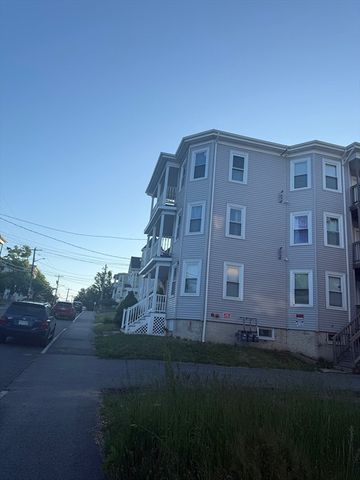 71 Hillberg 1, Brockton, MA 02301