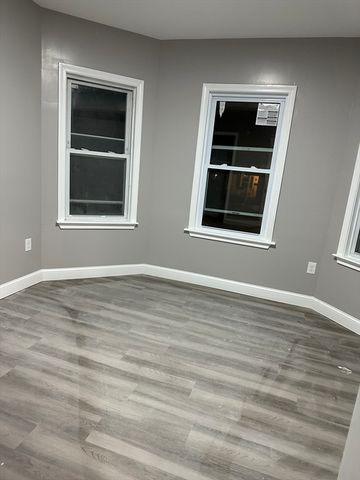 71 Hillberg 1, Brockton, MA 02301