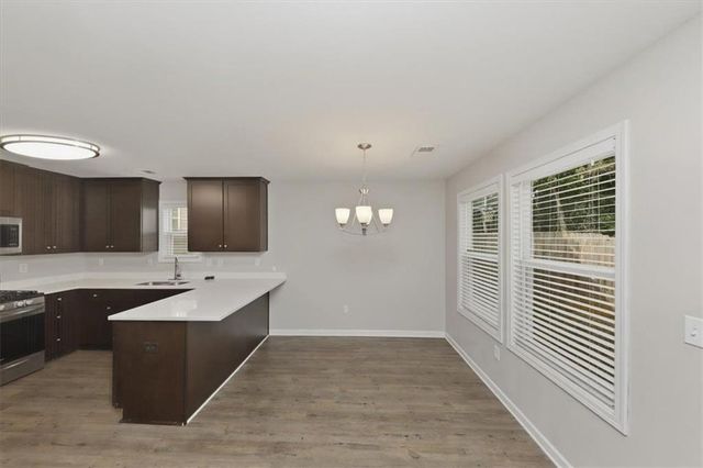 517 Arrowhead Drive, Dallas, GA 30132