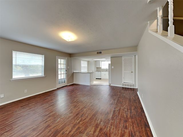 329 Deer Creek Road, Everman, TX 76140