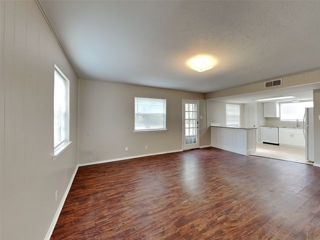 329 Deer Creek Road, Everman, TX 76140