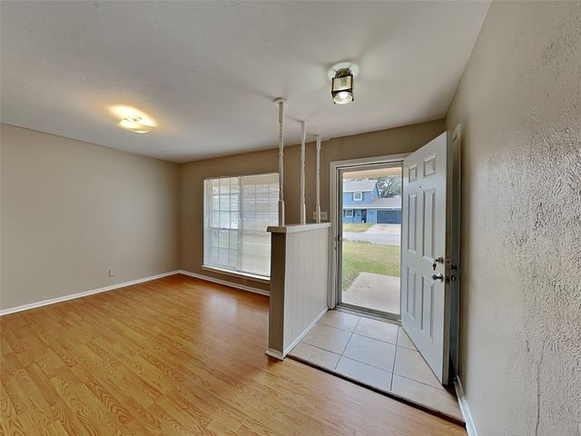 329 Deer Creek Road, Everman, TX 76140