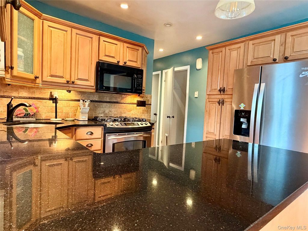 2993 Brower Avenue, Oceanside, NY 11572 — photo 3