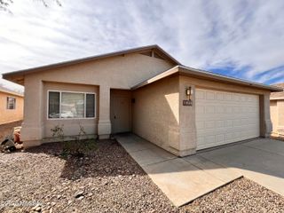 10046 E Paseo San Rosendo, Tucson, AZ 85747
