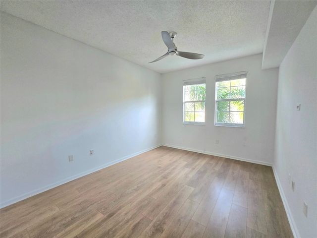 533 NE 3rd Ave 447, Fort Lauderdale, FL 33301