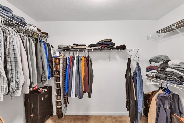 215 Gate Dancer Dr, Cranberry Twp, PA 16066