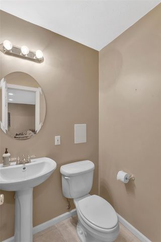 215 Gate Dancer Dr, Cranberry Twp, PA 16066