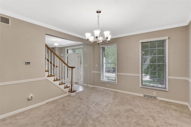 215 Gate Dancer Dr, Cranberry Twp, PA 16066