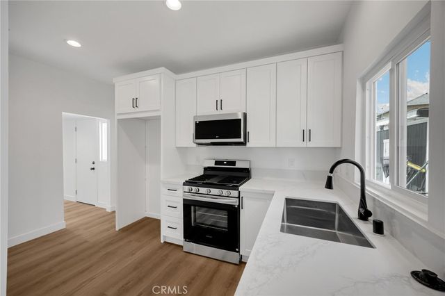 1017 S Alma, Los Angeles, CA 90023