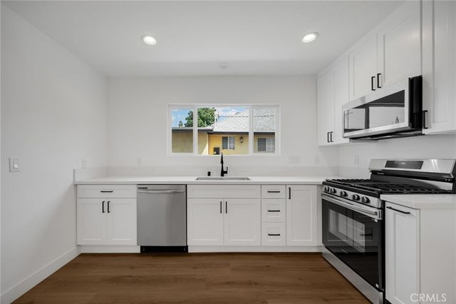 1017 S Alma, Los Angeles, CA 90023