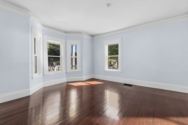 17 Estes St, Everett, MA 02149