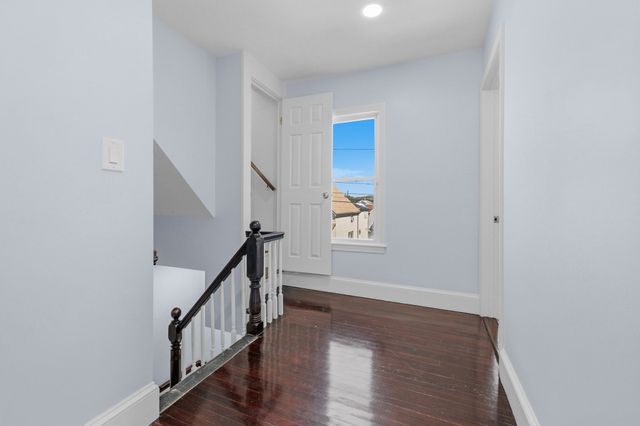 17 Estes St, Everett, MA 02149