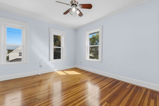 17 Estes St, Everett, MA 02149