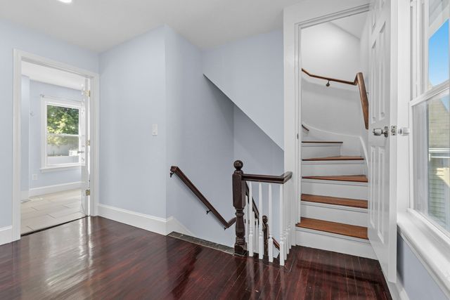 17 Estes St, Everett, MA 02149