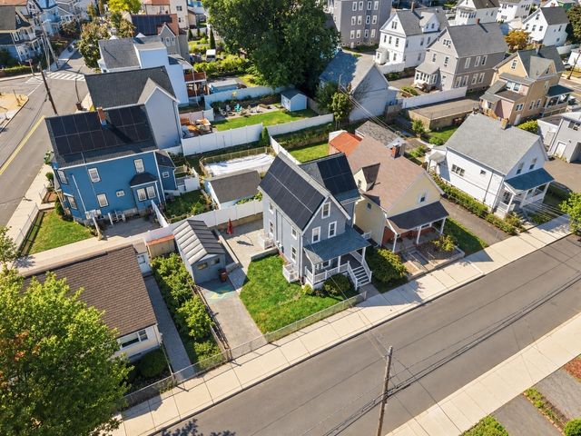17 Estes St, Everett, MA 02149