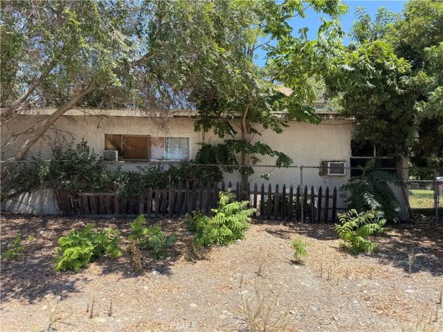 365 N Sixth, Upland, CA 91786