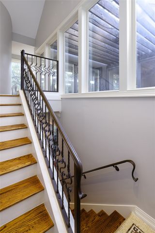 7 Glenchester Court, Dallas, TX 75225