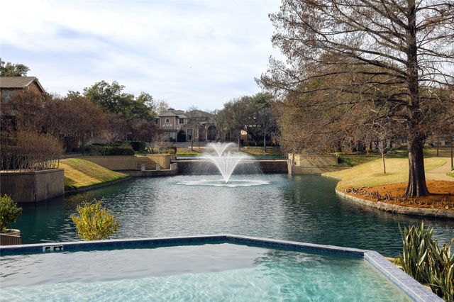 7 Glenchester Court, Dallas, TX 75225