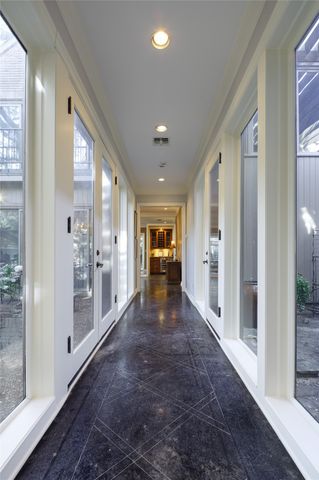 7 Glenchester Court, Dallas, TX 75225