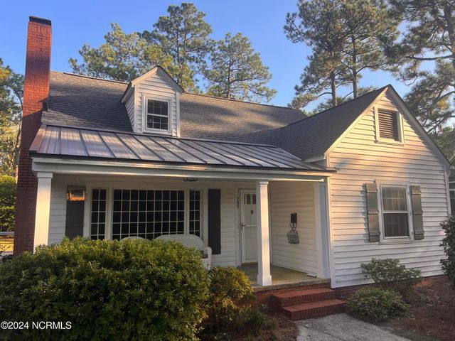 795 N May Street, Southern Pines, NC 28387